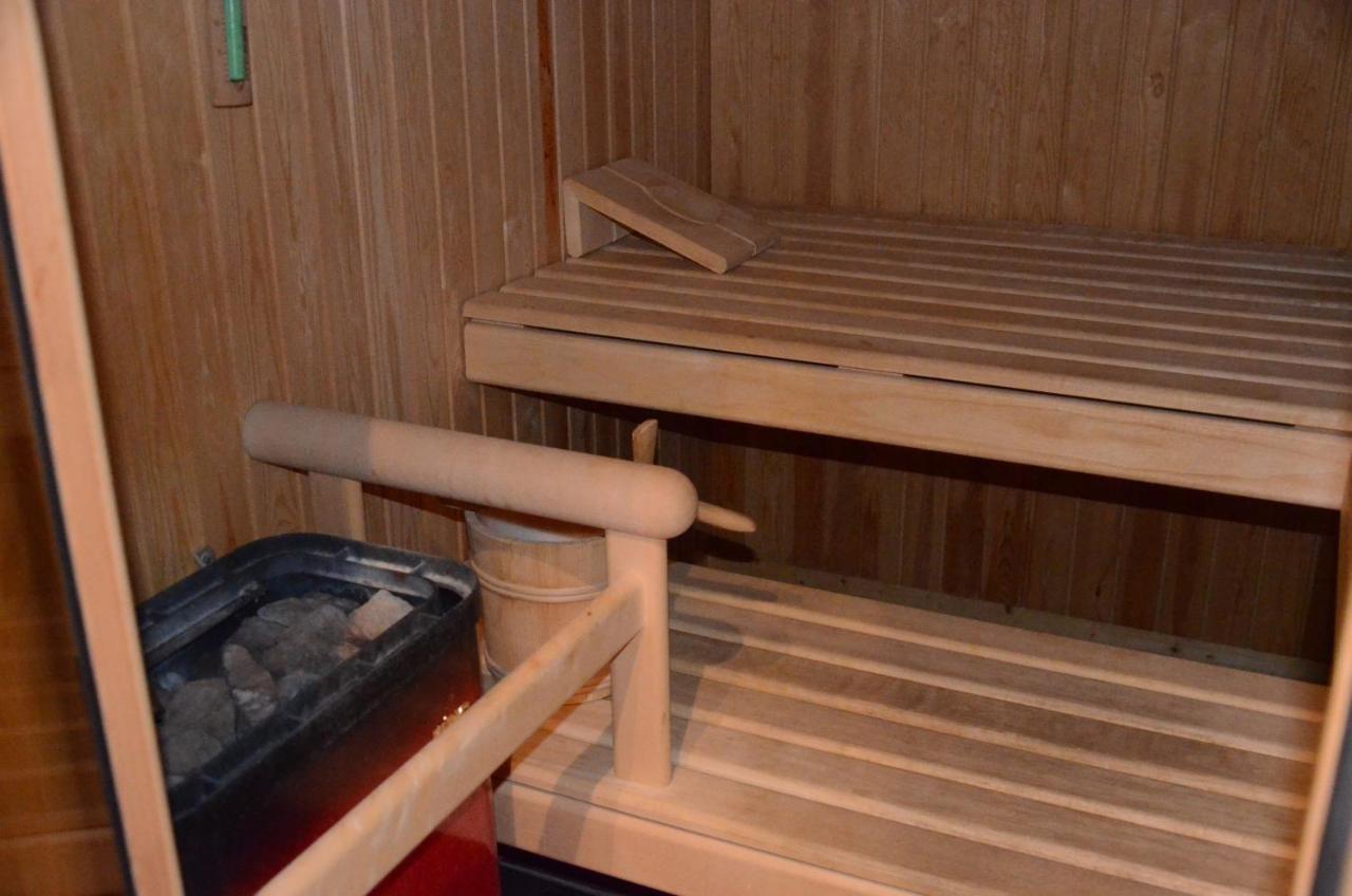איסלטואלד An Apartment In A Modern Swiss Chalet מראה חיצוני תמונה